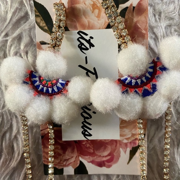 Homemade Hmong earring - Picture 2 of 3